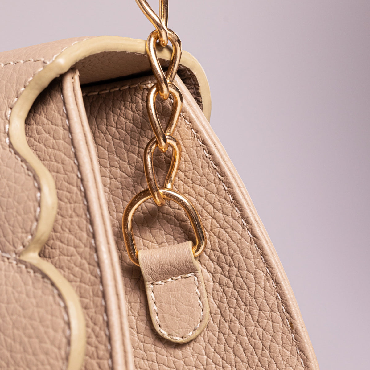 Small Vermelle Kypris Shoulder Bag