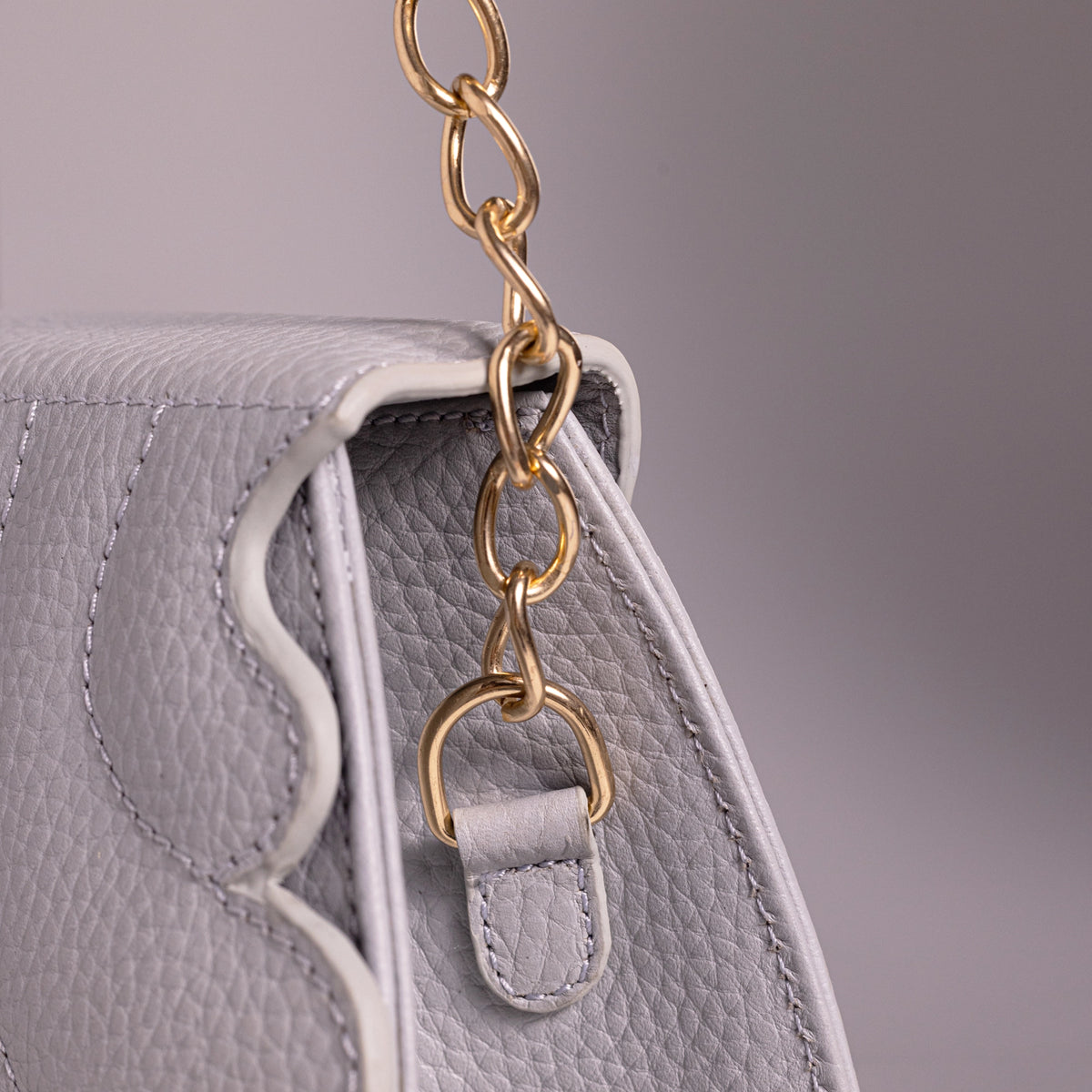 Small Vermelle Kypris Shoulder Bag
